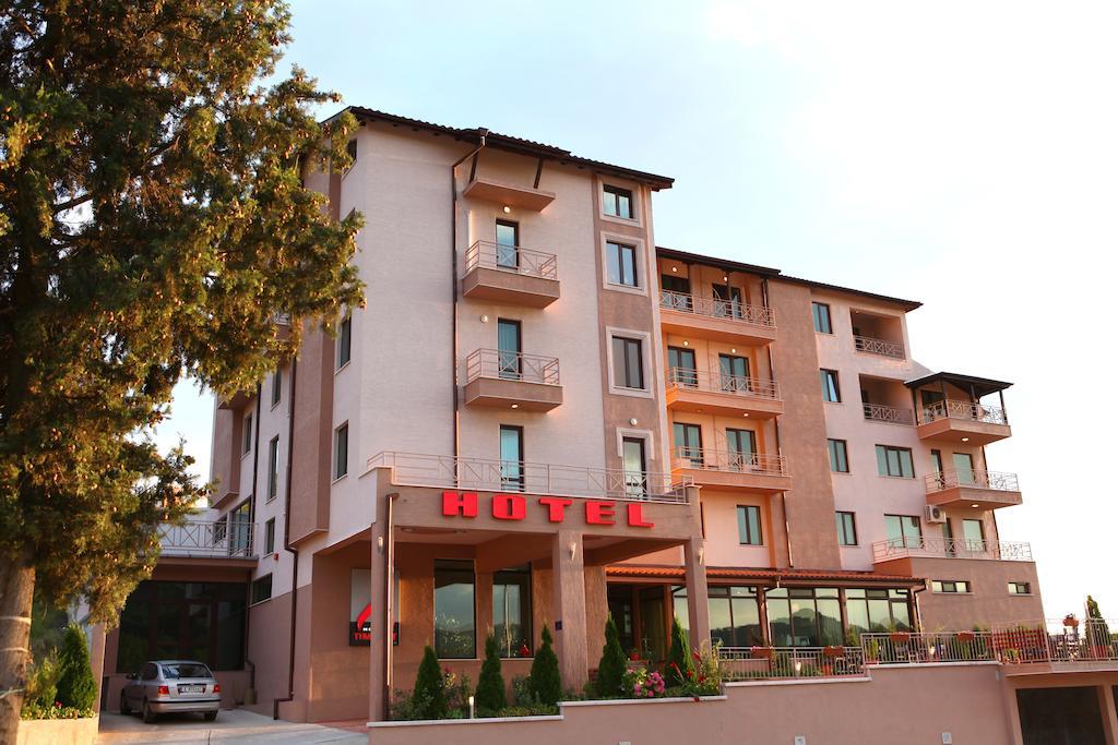 Hotel Time Out-Sandanski Bagian luar foto